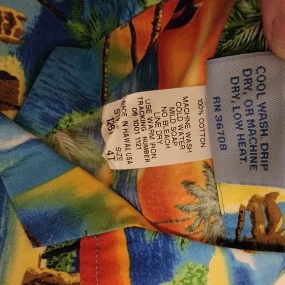 Authentic Hawaiian Toddler Outfit - Picture 3 of 6